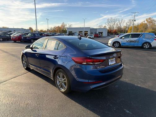 2017 Hyundai ELANTRA Value Edition