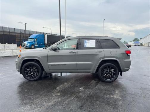 2020 Jeep Grand Cherokee Altitude