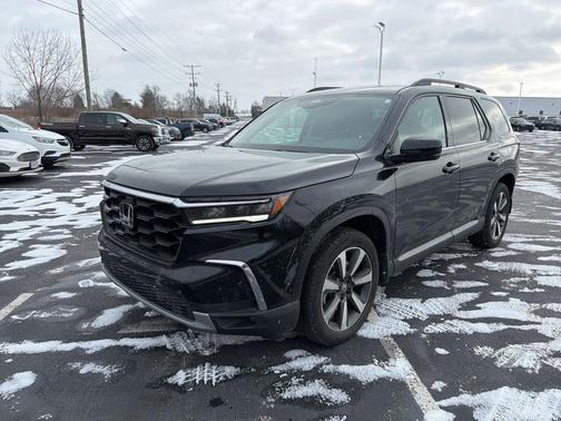 2024 Honda Pilot Touring 8-Passenger