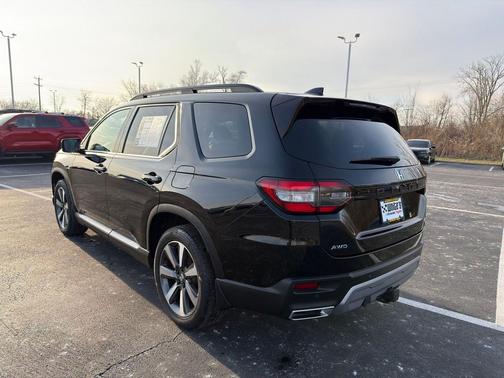 2024 Honda Pilot Touring 8-Passenger