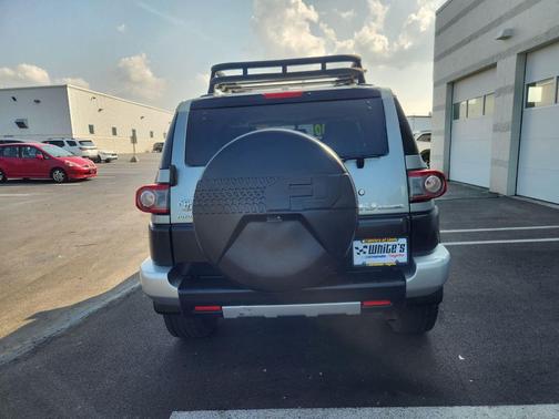 2012 Toyota FJ Cruiser Base