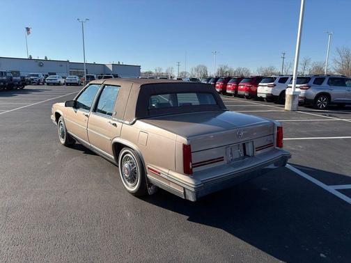 1988 Cadillac DeVille Sedan