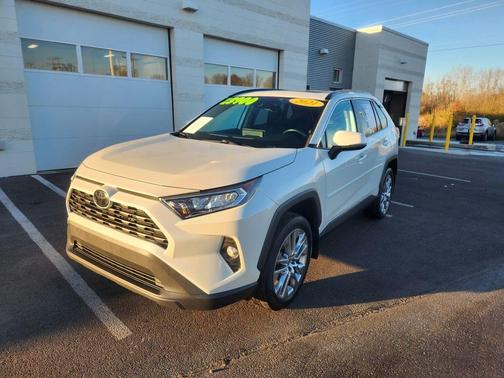 2021 Toyota RAV4 XLE Premium