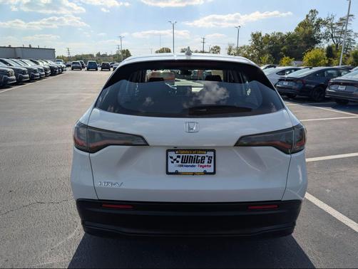 2023 Honda HR-V LX