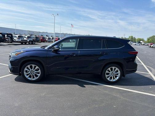 Blue 2021 Toyota Highlander Limited