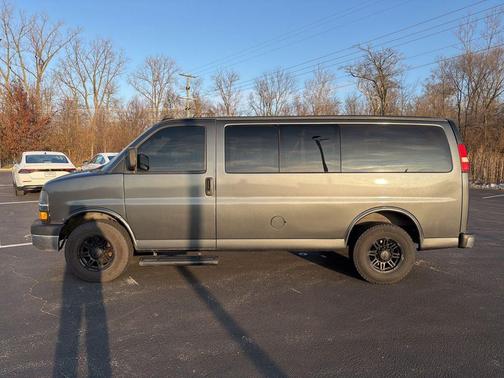 2016 Chevrolet Express 2500 LT