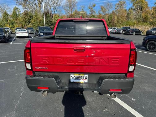 Radiant Red Metallic II 2026 Honda Ridgeline RTL