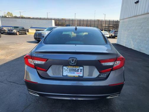 2018 Honda Accord Touring 2.0T