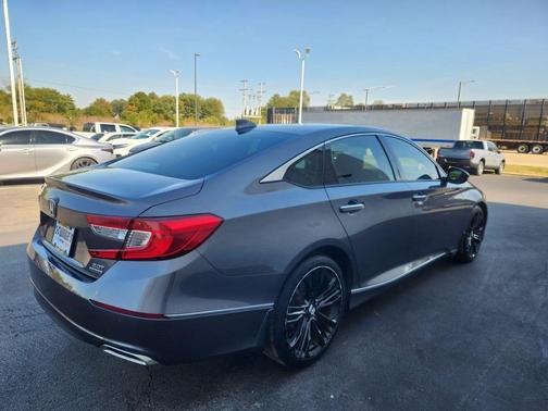 2018 Honda Accord Touring 2.0T