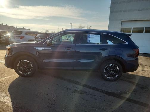 2024 Kia Sorento S