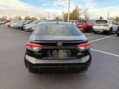 2023 Toyota Corolla Hybrid SE