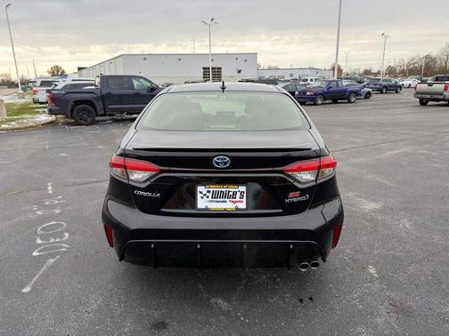 2023 Toyota Corolla Hybrid SE