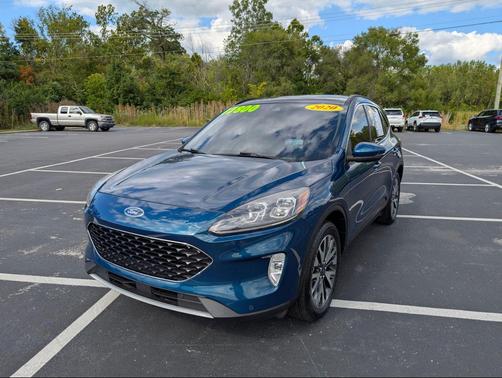 2020 Ford Escape Titanium