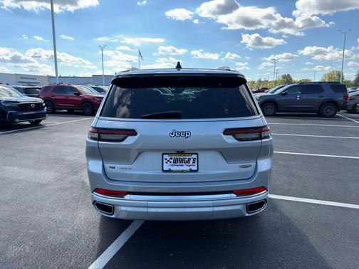 2022 Jeep Grand Cherokee L Summit Reserve