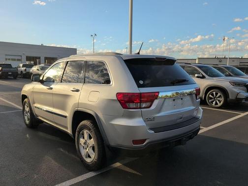 2011 Jeep Grand Cherokee Laredo
