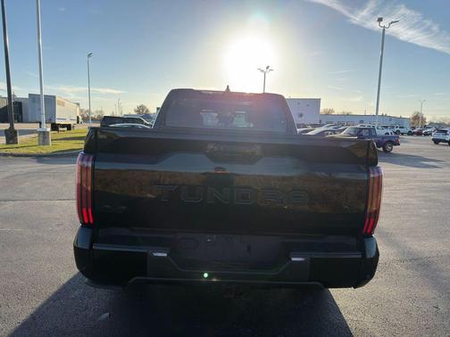 2023 Toyota Tundra Platinum