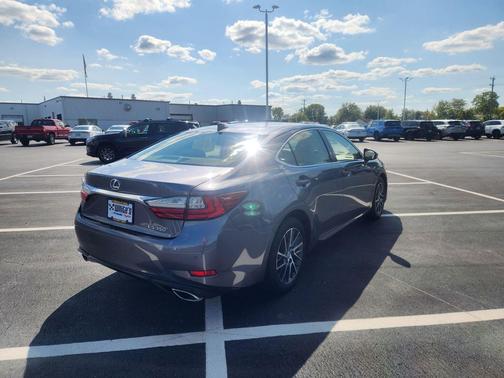 2017 Lexus ES 350 Base