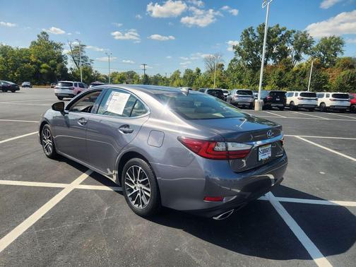 2017 Lexus ES 350 Base