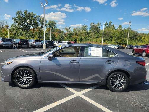 2017 Lexus ES 350 Base