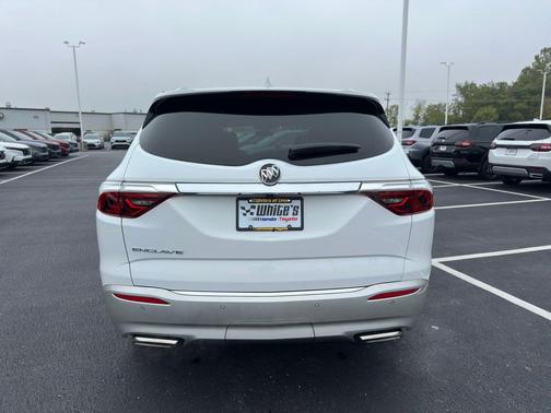2023 Buick Enclave Essence FWD