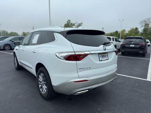 2023 Buick Enclave Essence FWD