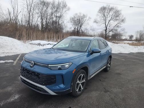 2025 Volkswagen Tiguan 2.0T SE 4MOTION