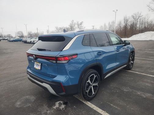 2025 Volkswagen Tiguan 2.0T SE 4MOTION