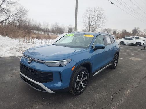 2025 Volkswagen Tiguan 2.0T SE 4MOTION