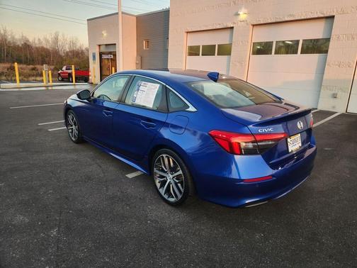 2022 Honda Civic Touring