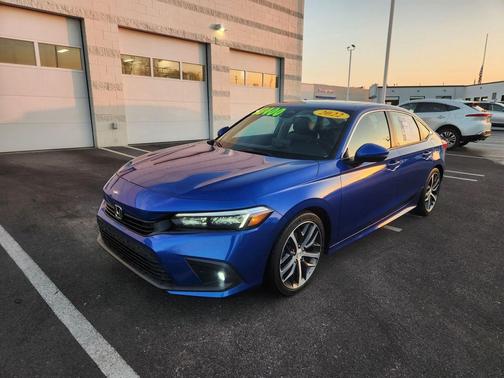 2022 Honda Civic Touring
