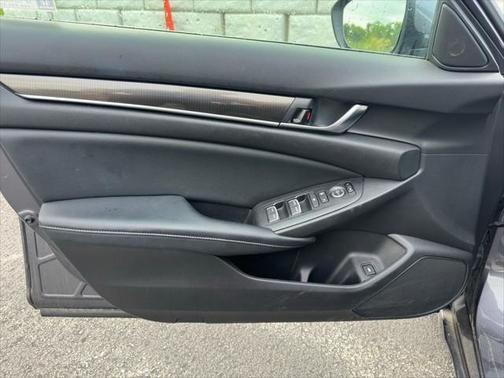 2018 Honda Accord Sport 2.0T