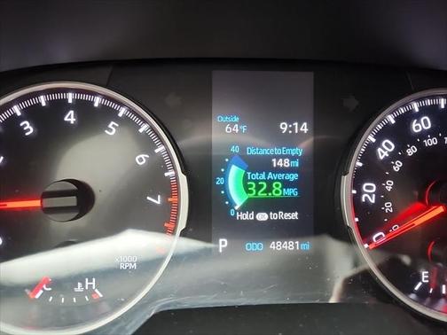 2020 Toyota RAV4 LE