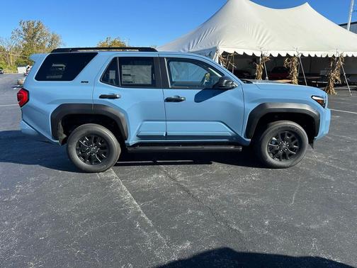 2025 Toyota 4Runner SR5