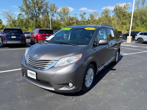2017 Toyota Sienna XLE Premium
