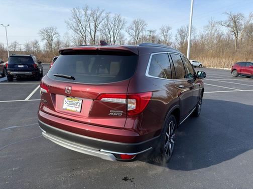 2019 Honda Pilot Touring 8-Passenger