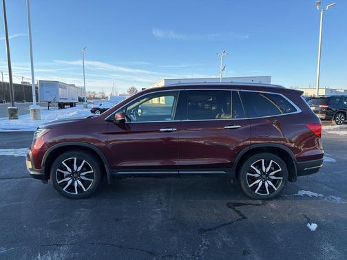 2019 Honda Pilot Touring 8-Passenger