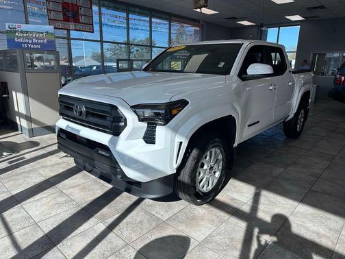 2025 Toyota Tacoma SR5