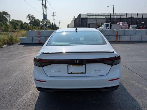 2023 Honda Accord Hybrid Base