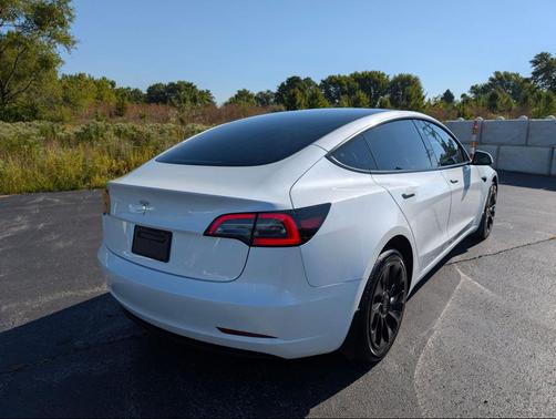 2023 Tesla Model 3 Standard Range