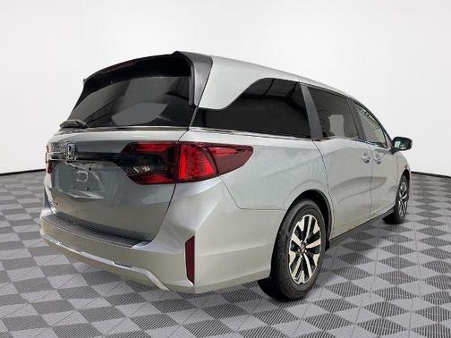 Silver Metallic 2026 Honda Odyssey EX-L