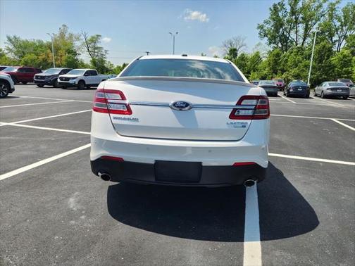 2018 Ford Taurus Limited