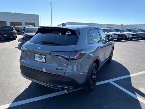 2025 Honda HR-V AWD Sport
