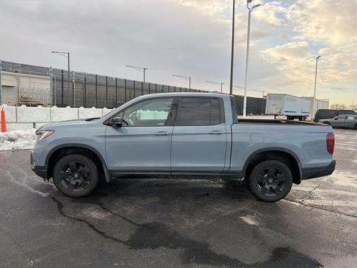 2024 Honda Ridgeline Black