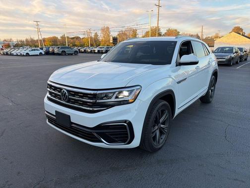 2020 Volkswagen Atlas Cross Sport 3.6L V6 SE w/Technology R-Line