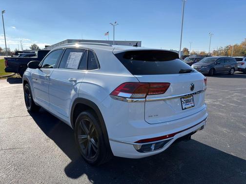 2020 Volkswagen Atlas Cross Sport 3.6L V6 SE w/Technology R-Line