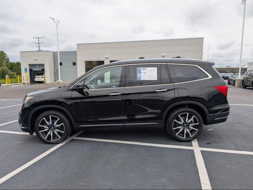 2020 Honda Pilot Touring 8-Passenger