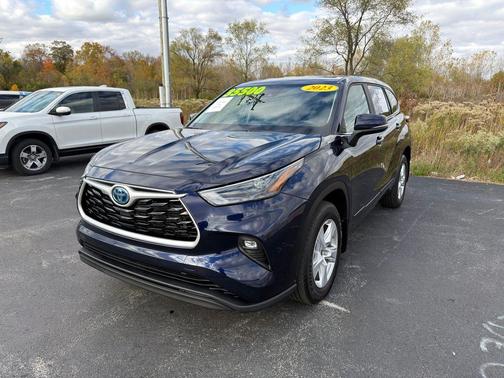 2023 Toyota Highlander Hybrid LE