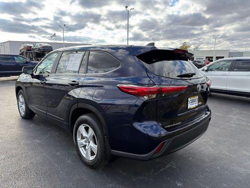 2023 Toyota Highlander Hybrid LE