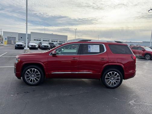 2021 GMC Acadia Denali