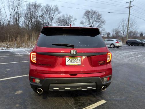 2023 Honda Passport AWD TrailSport